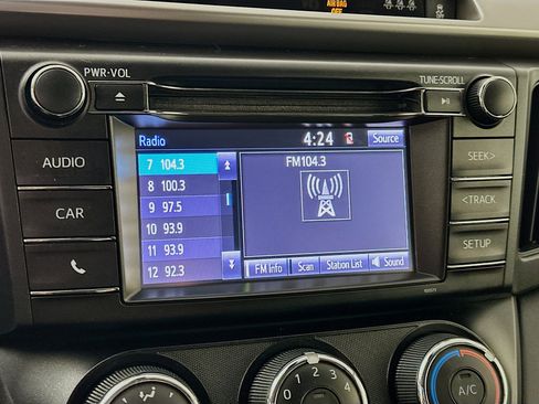 Used 2018 Toyota RAV4 LE w/ All Weather Liner Package image 19