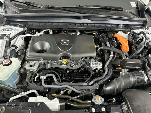 Used 2025 MAZDA CX-50 AWD 2.5 Hybrid w/ Premium Pkg image 34