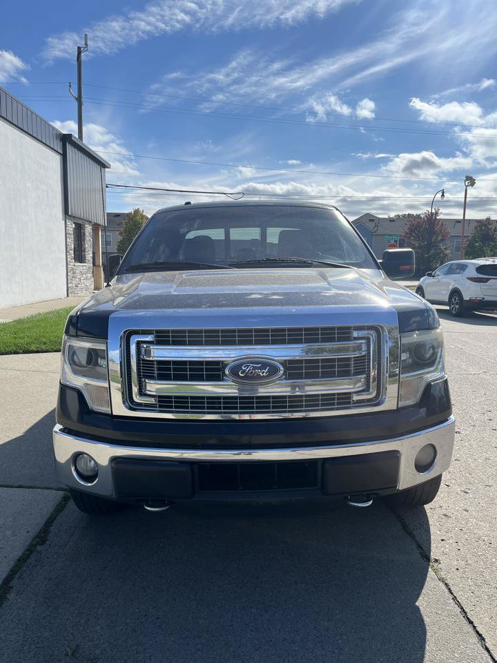 Used 2010 Ford F150 XLT AWD/4WD image 2
