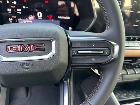 New 2026 GMC Canyon AT4 AWD/4WD image 18