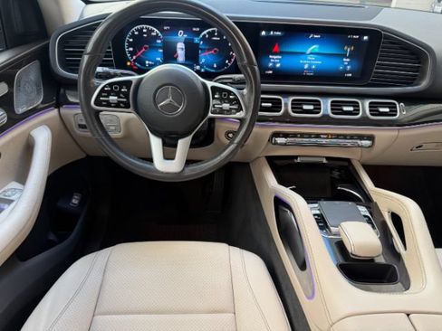Used 2020 Mercedes-Benz GLE 350 w/ Premium Package image 13