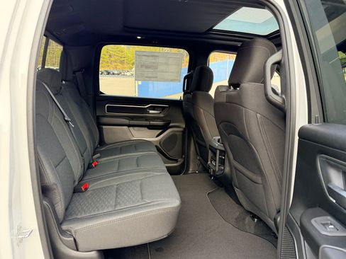 New 2026 RAM 1500 Big Horn AWD/4WD image 20