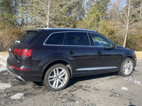 Used 2018 Audi Q7 3.0T Prestige w/ Prestige Package image 2