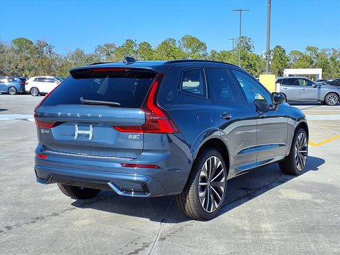 New 2026 Volvo XC60 B5 Ultra w/ Protection Package Premier image 7