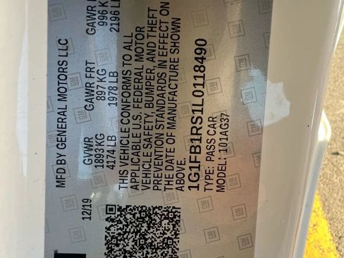 Used 2020 Chevrolet Camaro LT image 31