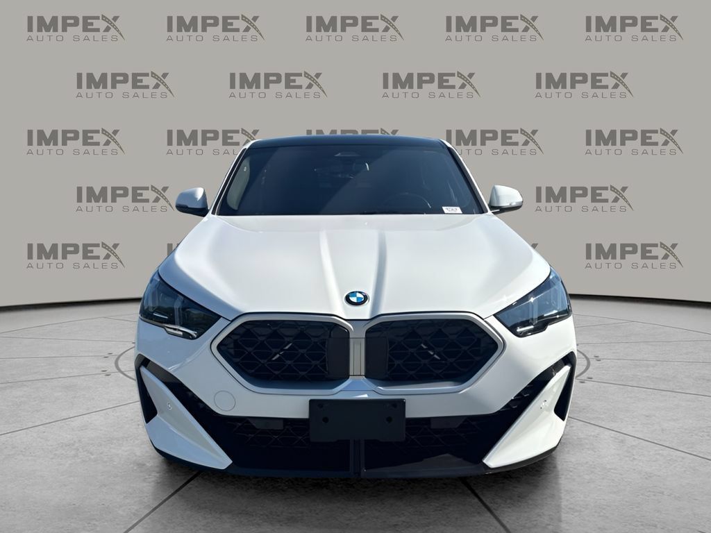 Used 2026 BMW X2 xDrive28i AWD/4WD image 8