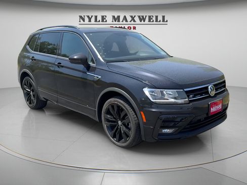 Used 2021 Volkswagen Tiguan SE R-Line FWD image 3