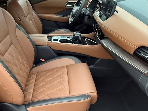 New 2026 Nissan Rogue Platinum AWD/4WD image 15