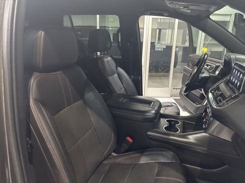 Used 2021 Chevrolet Tahoe RST w/ Luxury Package image 39