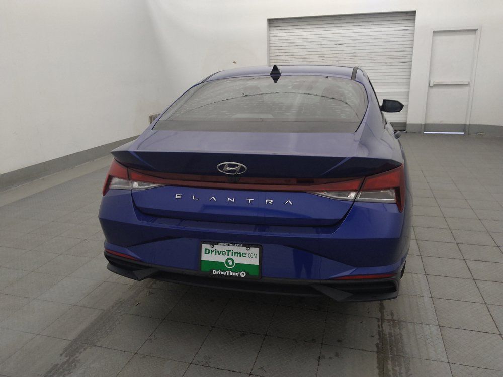 Used 2023 Hyundai Elantra SEL w/ Convenience Package FWD image 7