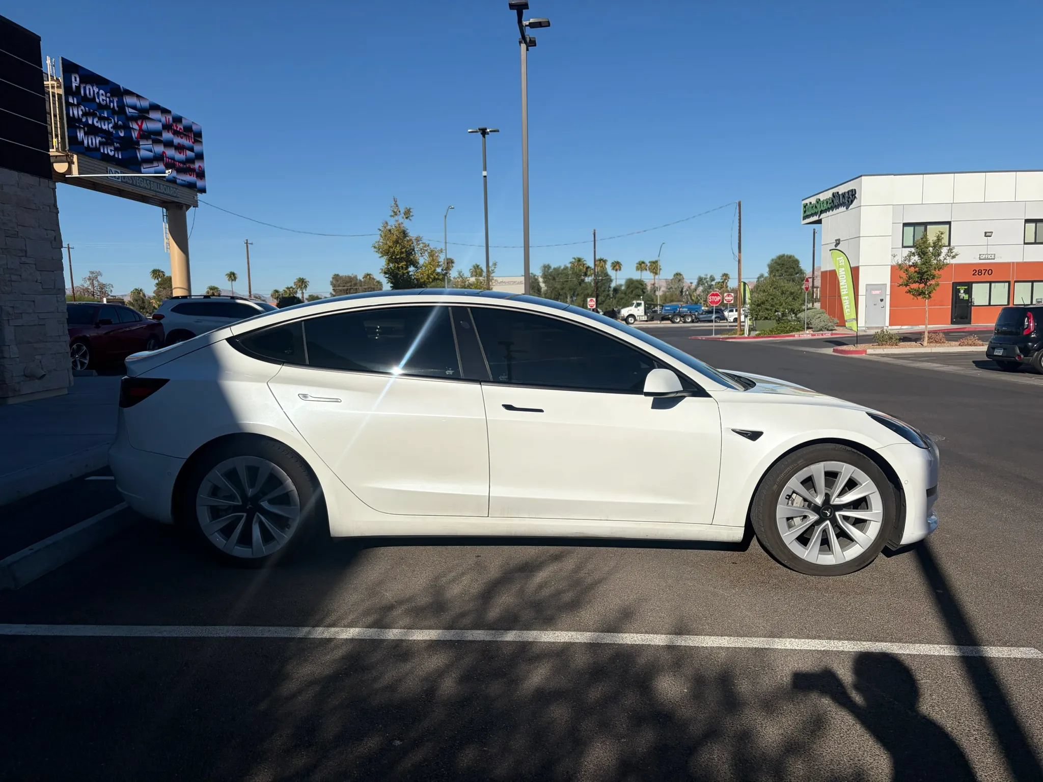 Used 2021 Tesla Model 3 Long Range AWD/4WD image 4