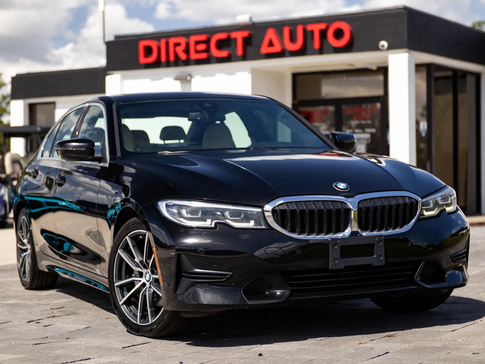 Used 2020 BMW 330i xDrive Sedan w/ Convenience Package AWD/4WD image 1