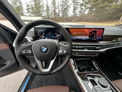 Used 2024 BMW X5 xDrive40i w/ Premium Package AWD/4WD image 45