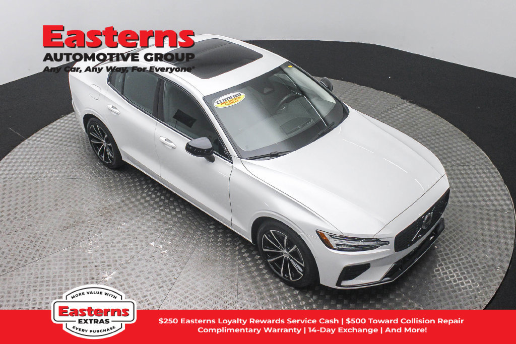 Used 2023 Volvo S60 T8 Plus AWD/4WD image 4