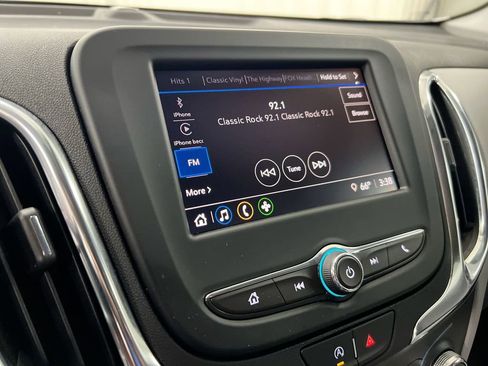 Used 2024 Chevrolet Equinox LS FWD image 14