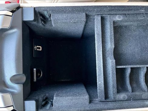 Used 2020 Lincoln MKZ w/ Convenience Package FWD image 16