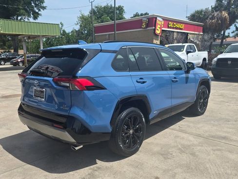 Used 2023 Toyota RAV4 SE w/ Convenience Package AWD/4WD image 17