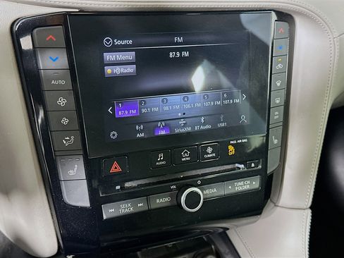 Used 2023 INFINITI QX50 Luxe w/ Cargo Package AWD/4WD image 22
