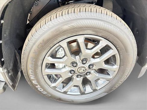 Certified 2026 Toyota Sequoia Platinum AWD/4WD image 17