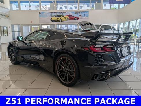 Used 2023 Chevrolet Corvette Stingray Premium Cpe w/ Z51 Performance Package RWD image 5