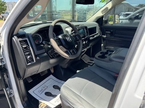 Used 2017 RAM 2500 Tradesman w/ Chrome Appearance Group AWD/4WD image 7