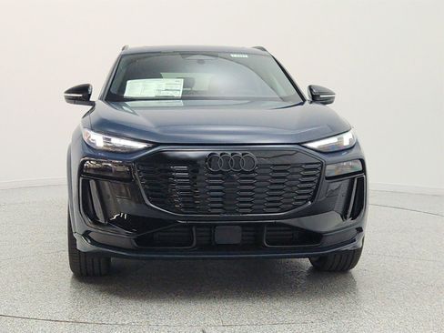 New 2027 Audi Q6 e-tron Premium Plus AWD/4WD image 2