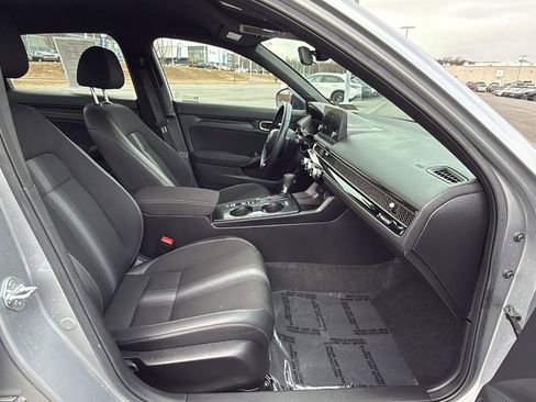 Used 2023 Honda Civic Sport image 19