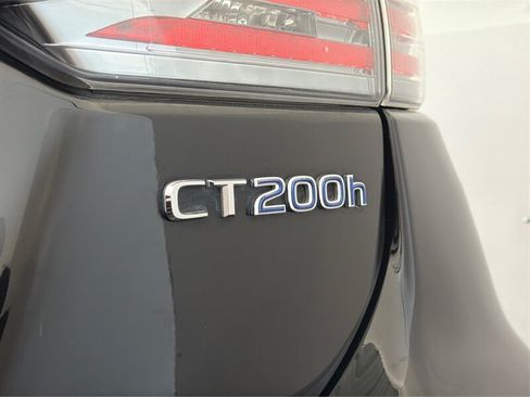 Used 2016 Lexus CT 200h w/ Navigation Package FWD image 19