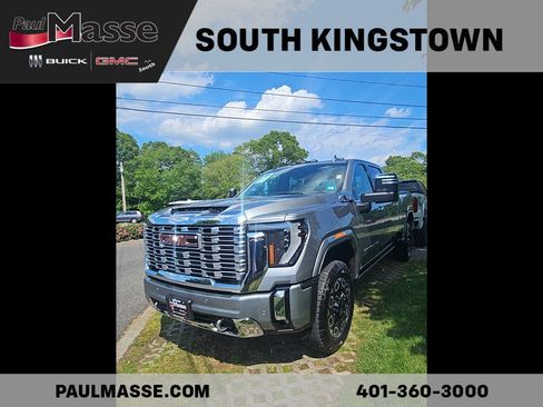 Used 2024 GMC Sierra 2500 Denali w/ Denali Reserve Package AWD/4WD image 2