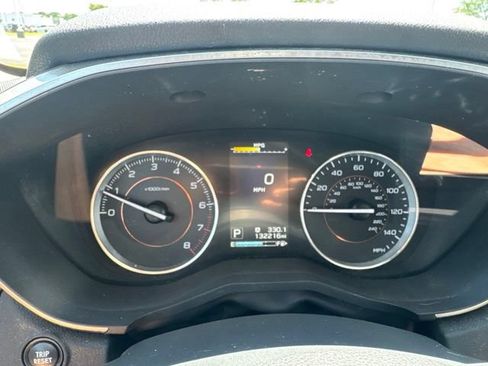 Used 2019 Subaru Crosstrek 2.0i Limited w/ Moonroof Package w/Navigation AWD/4WD image 17