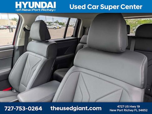 Used 2026 Hyundai Santa Fe SEL FWD image 7