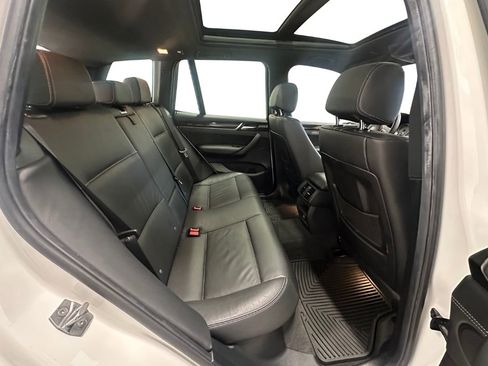 Used 2017 BMW X3 xDrive28i image 16