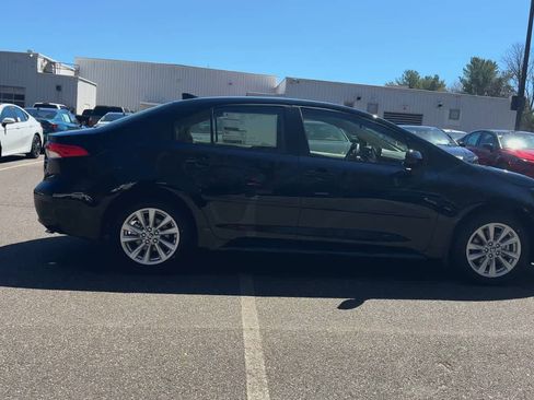 New 2026 Toyota Corolla LE FWD image 9