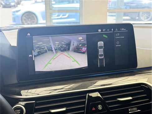 Used 2023 BMW 530e w/ M Sport Package RWD image 18