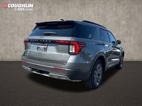 New 2025 Ford Explorer Active w/ Active Comfort Package image 9
