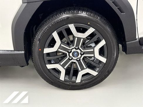 New 2026 Subaru Outback Touring XT image 34