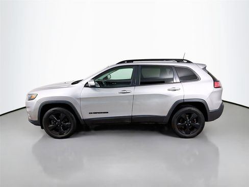 Used 2020 Jeep Cherokee Altitude image 4