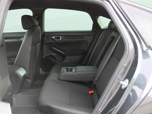 Used 2025 Honda Civic Sport image 8