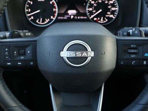 Certified 2025 Nissan Rogue SV w/ SV Premium Package FWD image 25