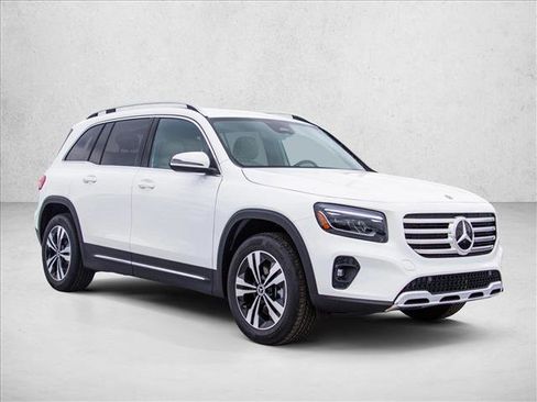 New 2026 Mercedes-Benz GLB 250 4MATIC image 3