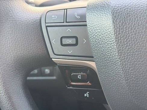 Certified 2025 Toyota Camry LE w/ Convenience Package FWD image 15