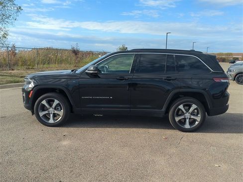 New 2024 Jeep Grand Cherokee Limited 4xe w/ Luxury Tech Group II image 6