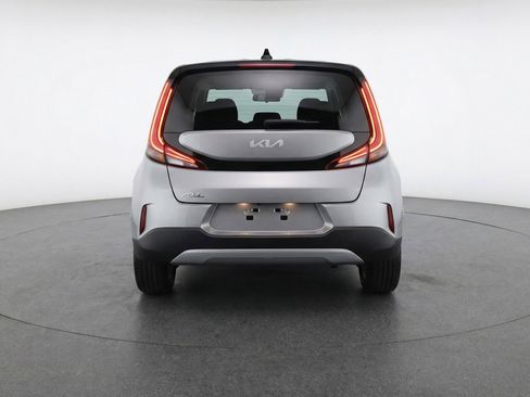 Used 2025 Kia Soul LX w/ LX Technology Package image 7