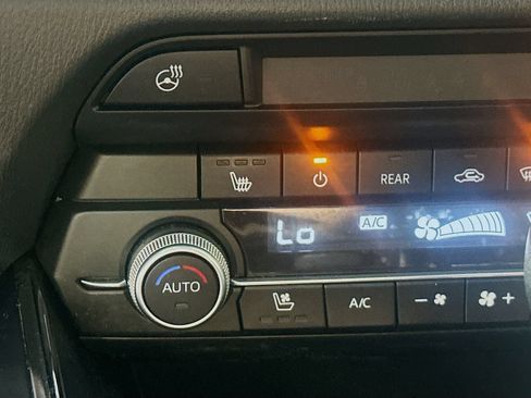 Used 2021 MAZDA CX-9 Carbon Edition AWD/4WD image 20