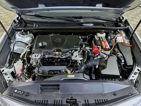 Used 2020 Toyota Camry SE FWD image 33