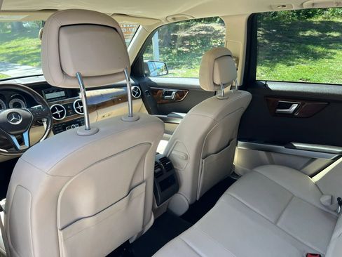 Used 2015 Mercedes-Benz GLK 350 2WD image 20