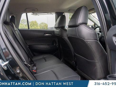 Used 2025 Toyota Corolla Cross XLE AWD/4WD image 19