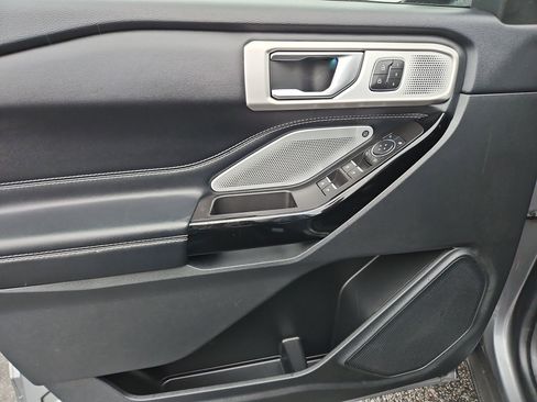 Used 2022 Ford Explorer ST w/ Equipment Group 401A image 15