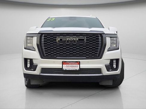 Used 2023 GMC Yukon Denali Ultimate image 3