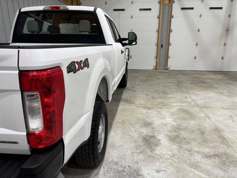 Used 2017 Ford F250 XL w/ Power Equipment Group image 10